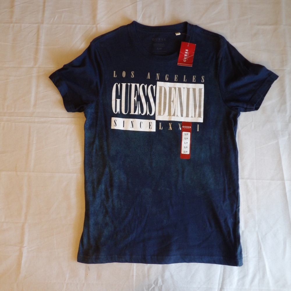 Guess T-shirt Size S Navy Blue New With Tags.